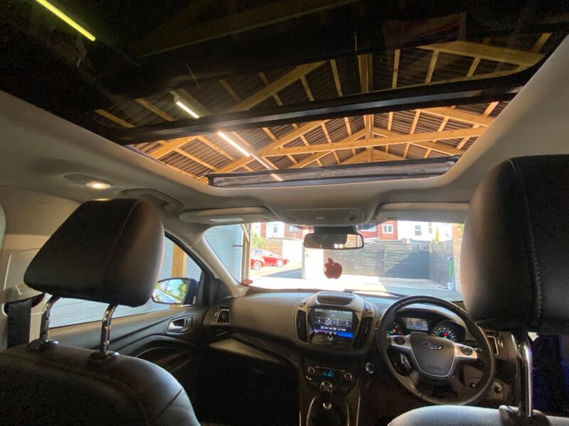 FORD KUGA