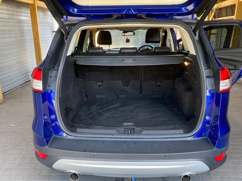 FORD KUGA