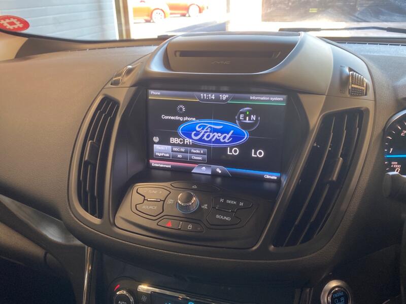 FORD KUGA