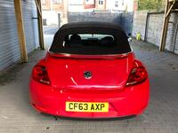 VOLKSWAGEN BEETLE