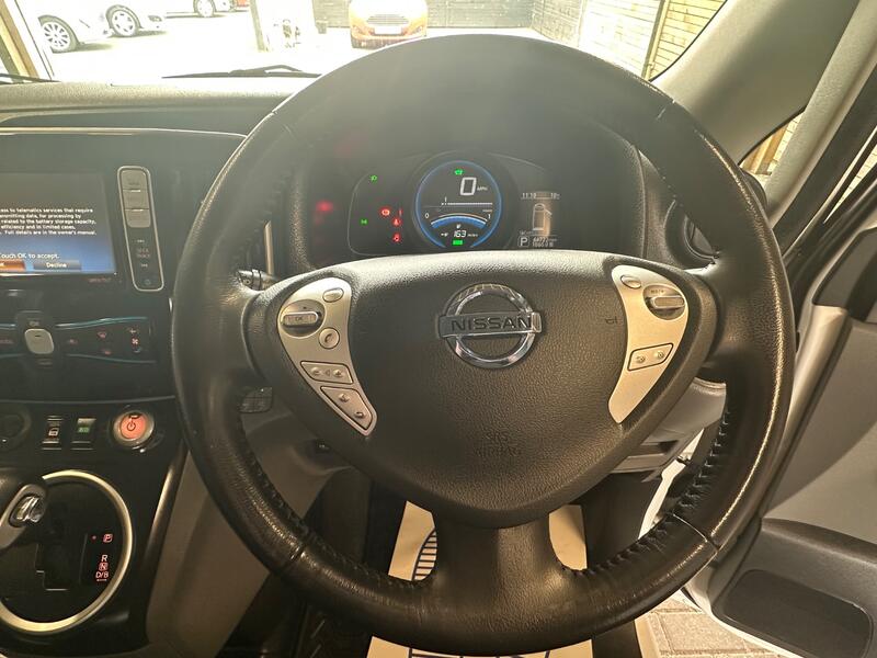 NISSAN ENV200 EVALIA