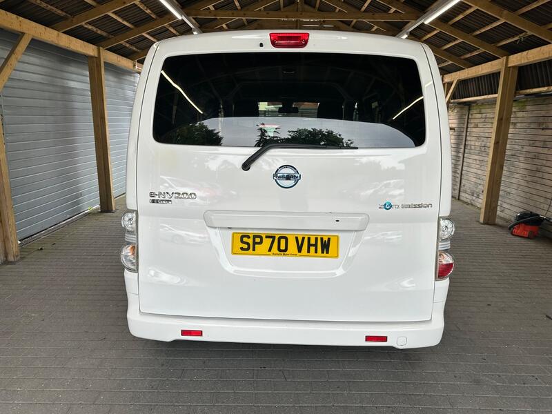 NISSAN ENV200 EVALIA