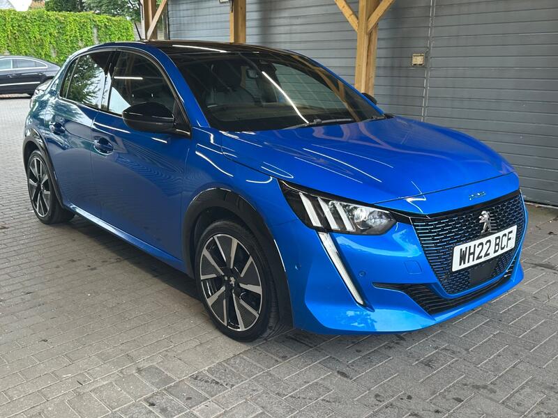 PEUGEOT E-208