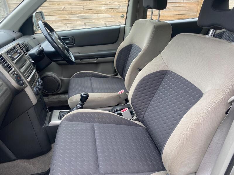NISSAN X-TRAIL