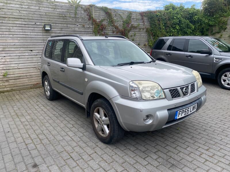 NISSAN X-TRAIL